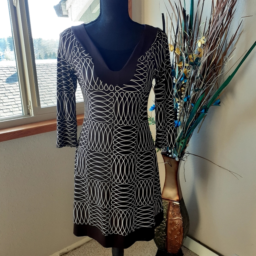 SWEET STORM Round Neck Ladies Dress or Tunic Top